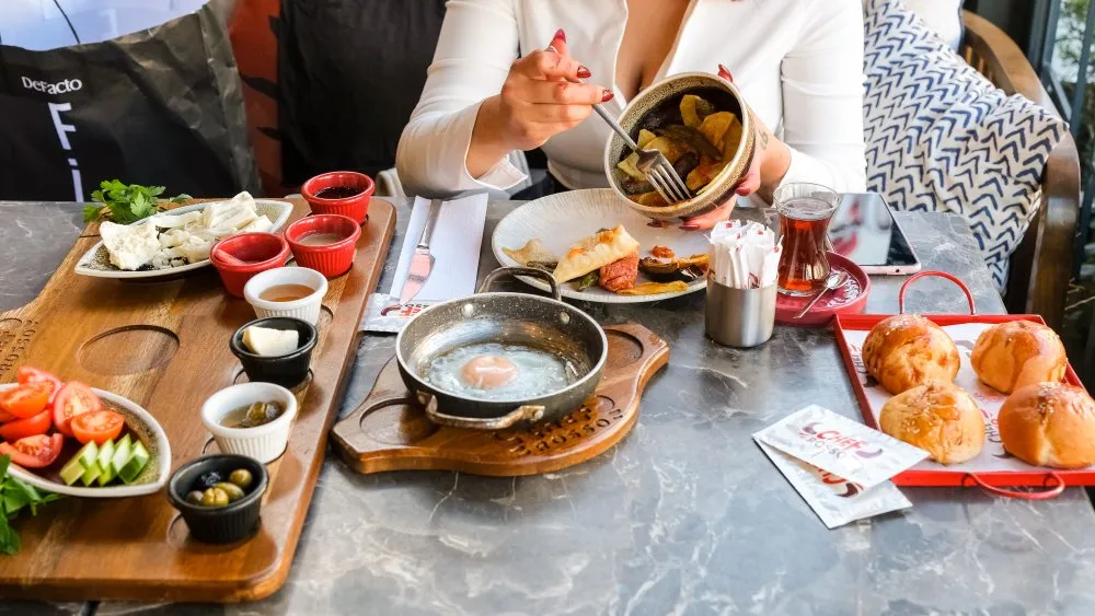 Yöresel Köy Kahvaltısı